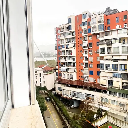 Apartmanhotel Escape *